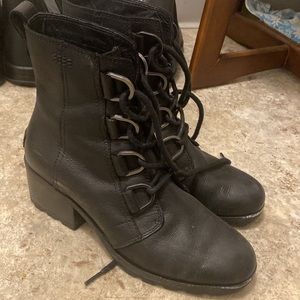 Sorel lace up boots. Size 7.5.
